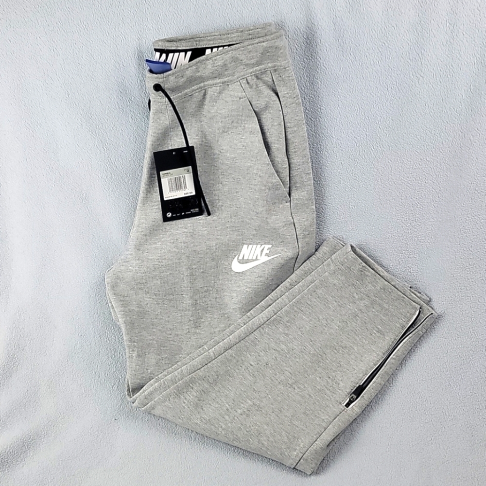 NEW Nike crop sweatpants!